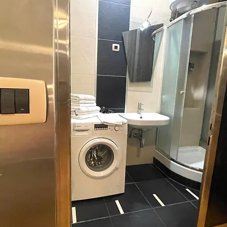 With A View And The Free Parking Apartament *