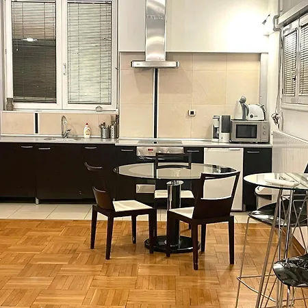 Apartament With A View And The Free Parking Belgrad