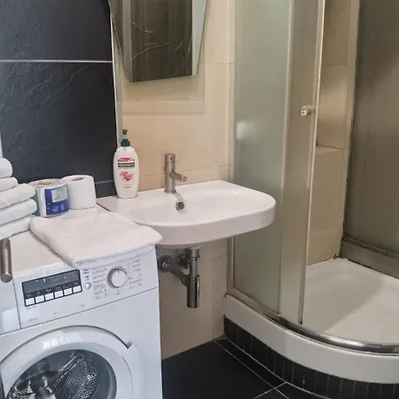 Apartament With A View And The Free Parking Belgrad