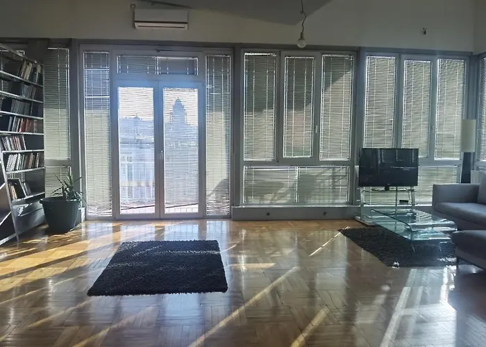 With A View And The Free Parking 아파트 베오그라드